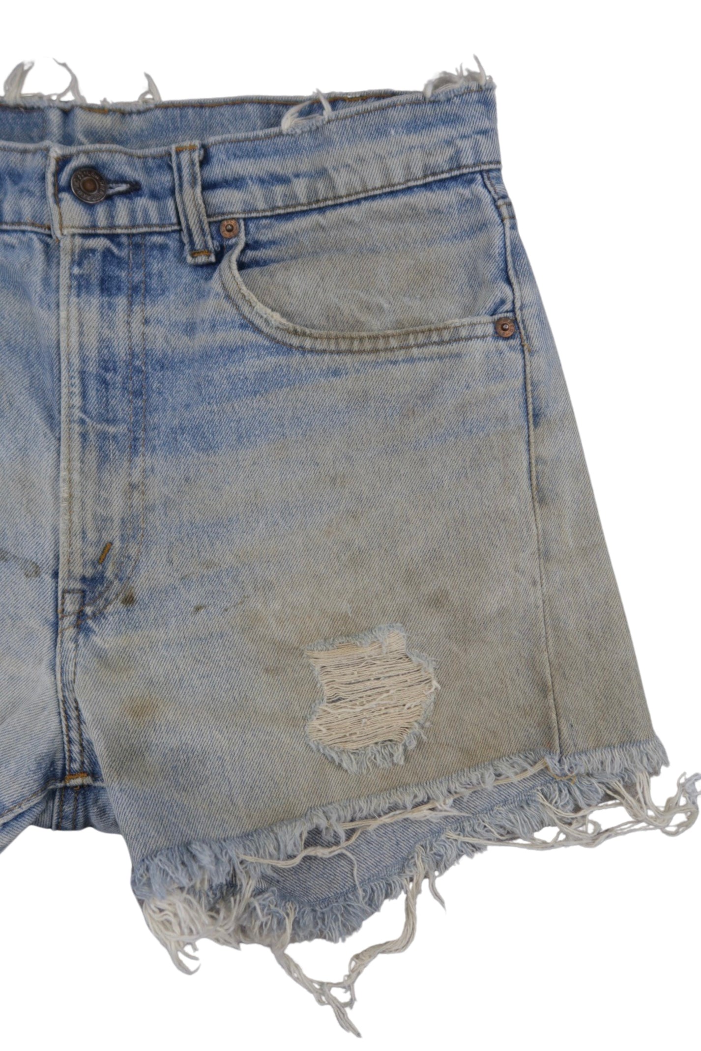 Vintage Levi’s Shorts • 30 wmns