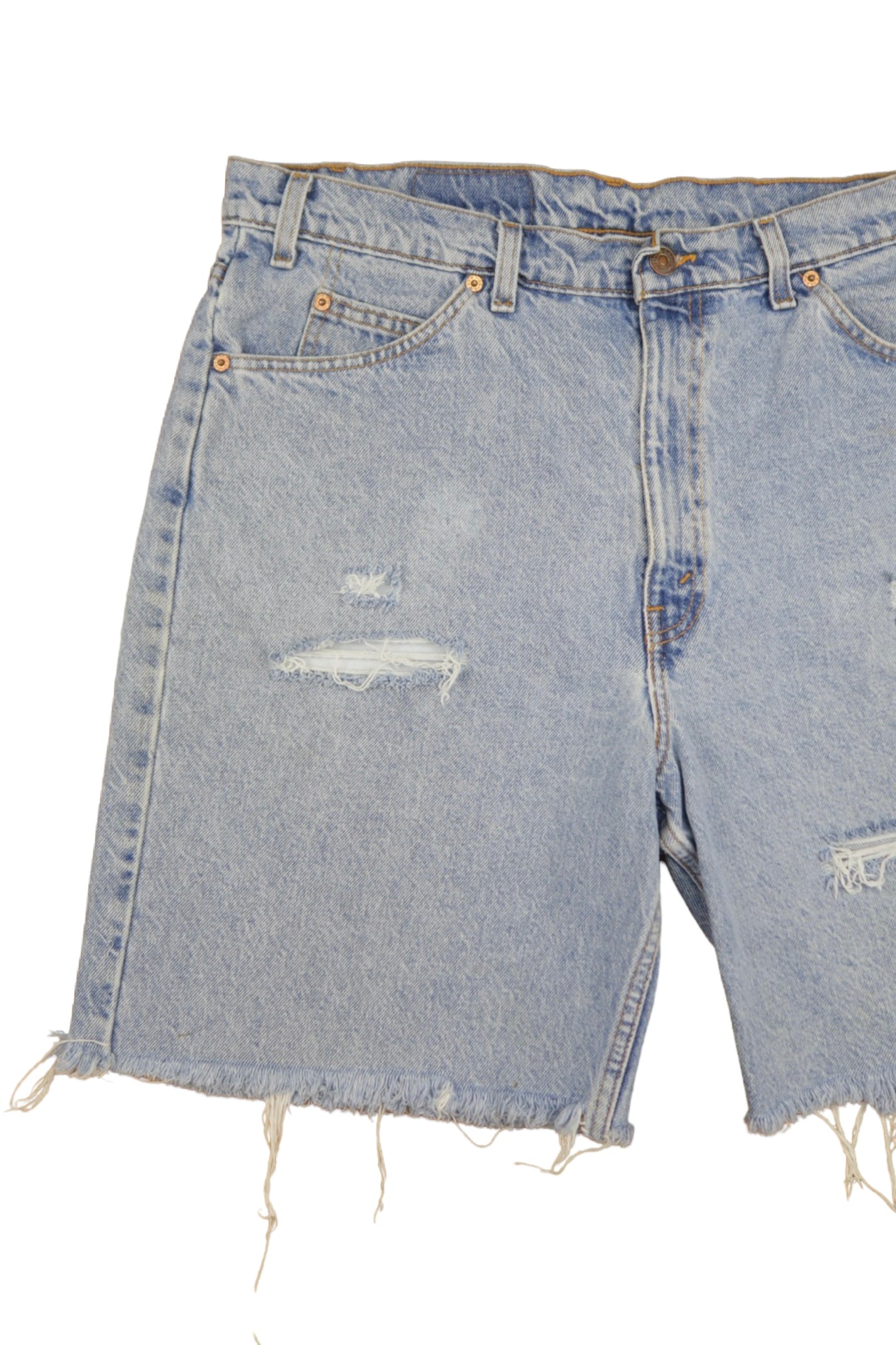 Vintage Levi’s Shorts • 36 mens / 34 wmns