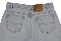 Vintage Levi’s Shorts • 30 mens / 28 wmns