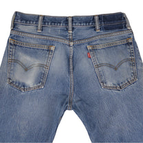 Vintage Levi’s • 32 mens / 30 wmns