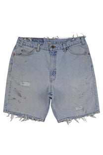 Vintage Levi’s Shorts • 33 mens / 31 wmns