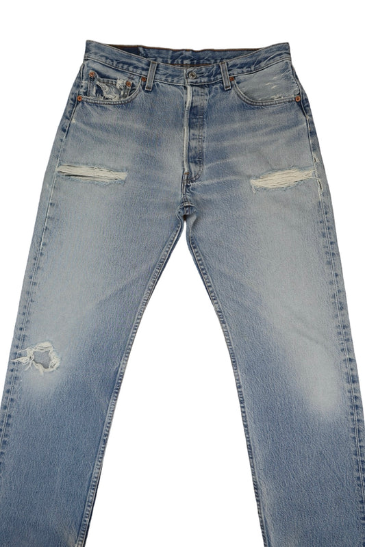 Vintage Levi’s • 32 mens / 30 wmns