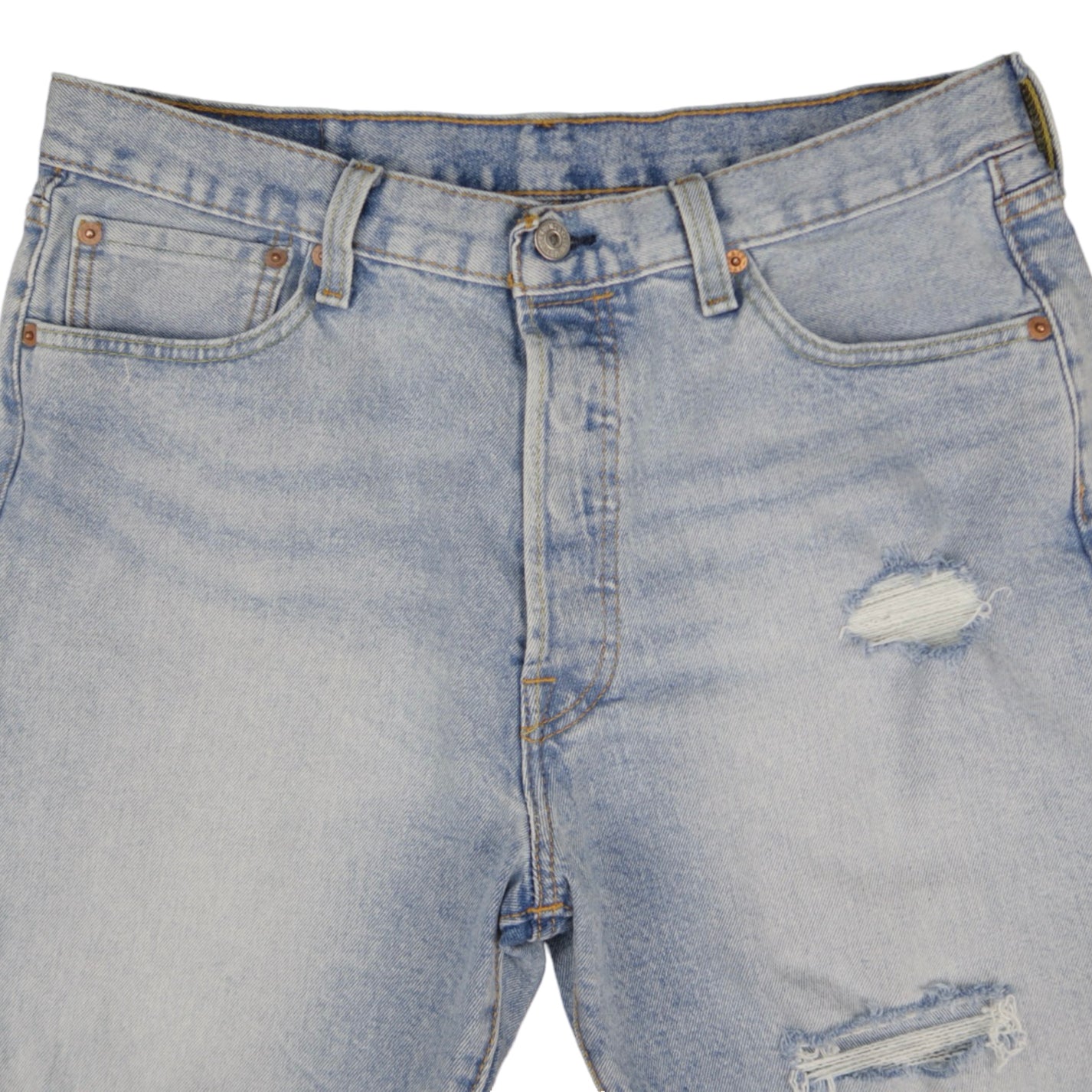 Vintage Levi’s Shorts • 32 mens / 30 wmns