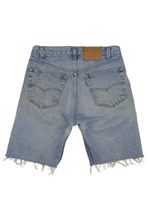 Vintage Levi’s Shorts • 32 mens / 30 wmns