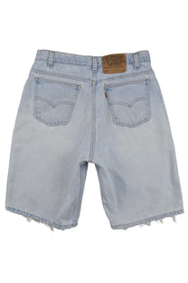 Vintage Levi’s Shorts • 31 mens / 29 wmns