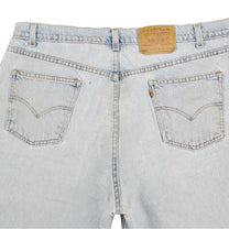 Vintage Levi’s Shorts • 38 mens / 36 wmns