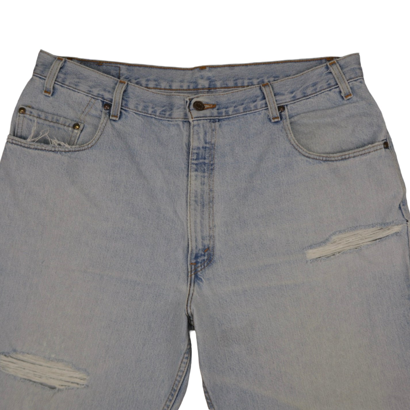 Vintage Levi’s Shorts • 38 mens / 36 wmns