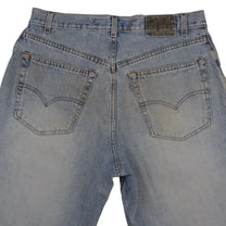 Vintage Levi’s Shorts • 34 mens / 32 wmns