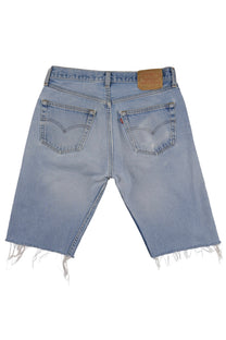 Vintage Levi’s Shorts • 34 mens / 32 wmns