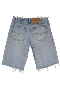 Vintage Levi’s Shorts • 31 mens / 29 wmns
