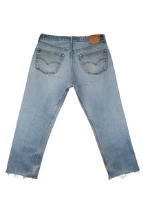 Vintage Levi’s • 34 mens / 32 wmns