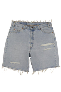 Vintage Levi’s Shorts • 36 mens / 34 wmns