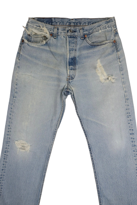 Vintage Levi’s • 31 mens / 29 wmns