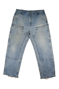 Vintage Carhartt Jeans • 38 mens / 36 wmns