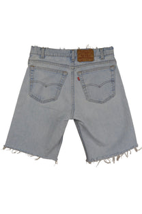 Vintage Levi’s Shorts • 31 mens / 29 wmns