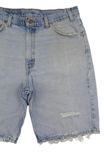 Vintage Levi’s Shorts • 38 mens / 36 wmns
