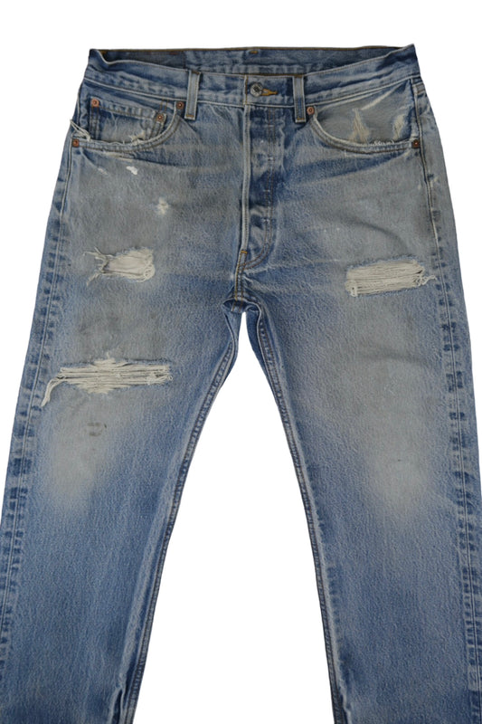 Vintage Levi’s • 32 mens / 30 wmns