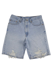 Vintage Levi’s Shorts • 31 mens / 29 wmns