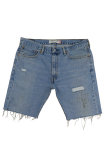 Vintage Levi’s Shorts • 38 mens / 36 wmns
