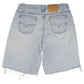 Vintage Levi’s Shorts • 33 mens / 31 wmns