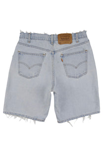 Vintage Levi’s Shorts • 30 mens / 28 wmns