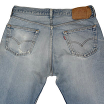 Vintage Levi’s • 32 mens / 30 wmns