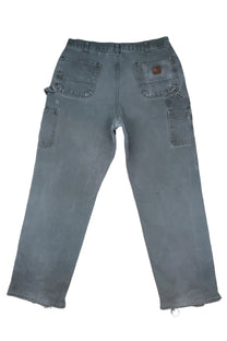 Vintage Carhartt Jeans • 34 mens / 32 wmns