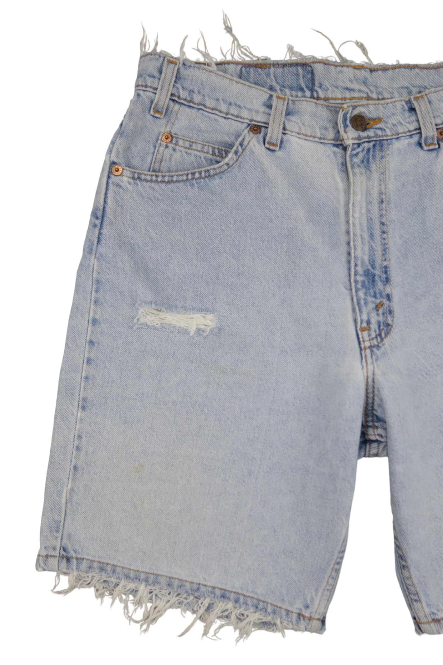 Vintage Levi’s Shorts • 33 mens / 31 wmns