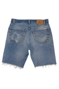 Vintage Levi’s Shorts • 38 mens / 36 wmns