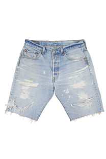 Vintage Levi’s Shorts • 32 mens / 30 wmns