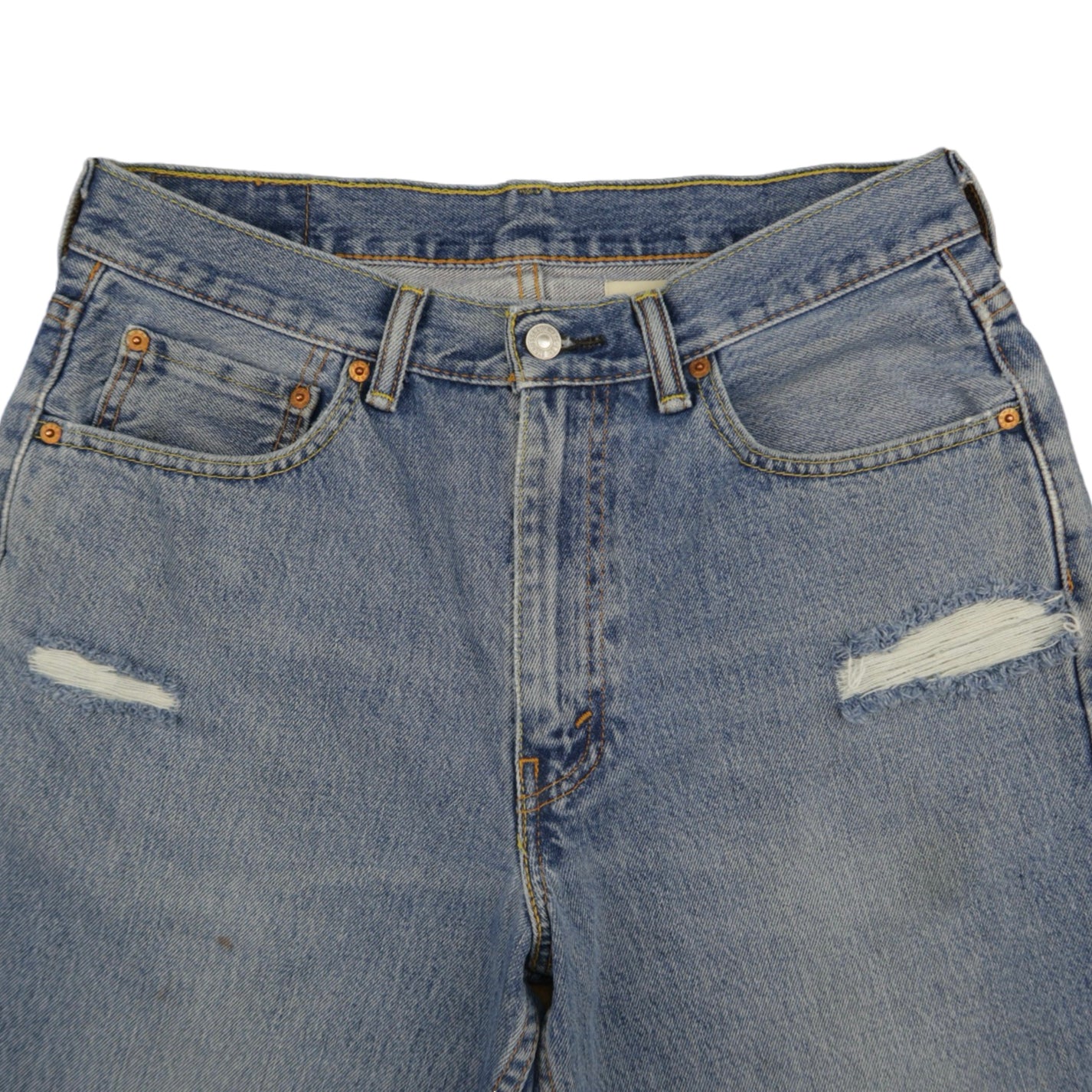 Vintage Levi’s Shorts • 32 mens / 30 wmns