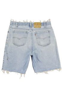 Vintage Levi’s Shorts • 36 mens / 34 wmns