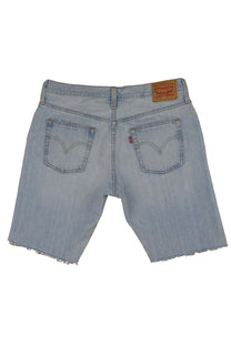 Vintage Levi’s Shorts • 31 mens / 29 wmns