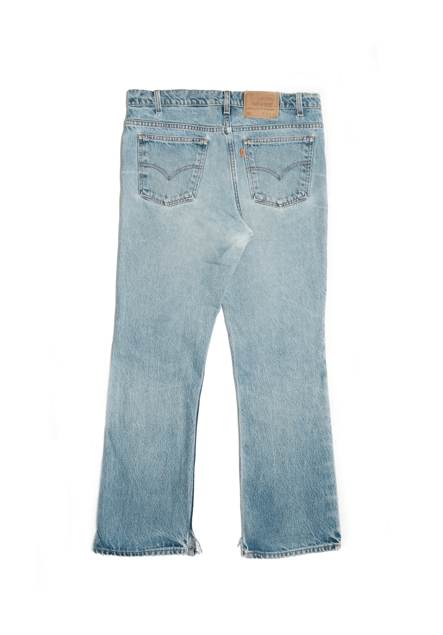 Vintage Levi’s • 34 mens / 32 wmns