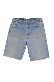Vintage Levi’s Shorts • 33 mens / 31 wmns