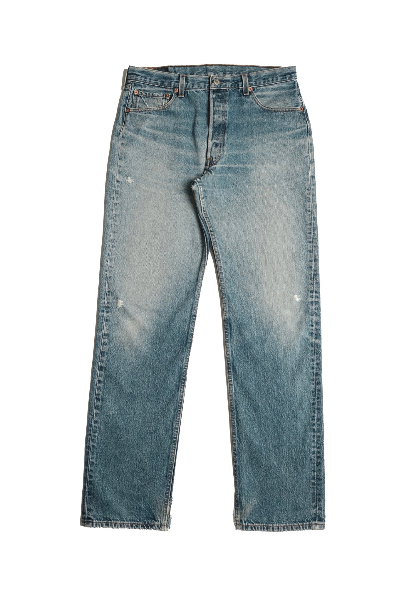 Vintage Levi’s • 33 mens / 31 wmns