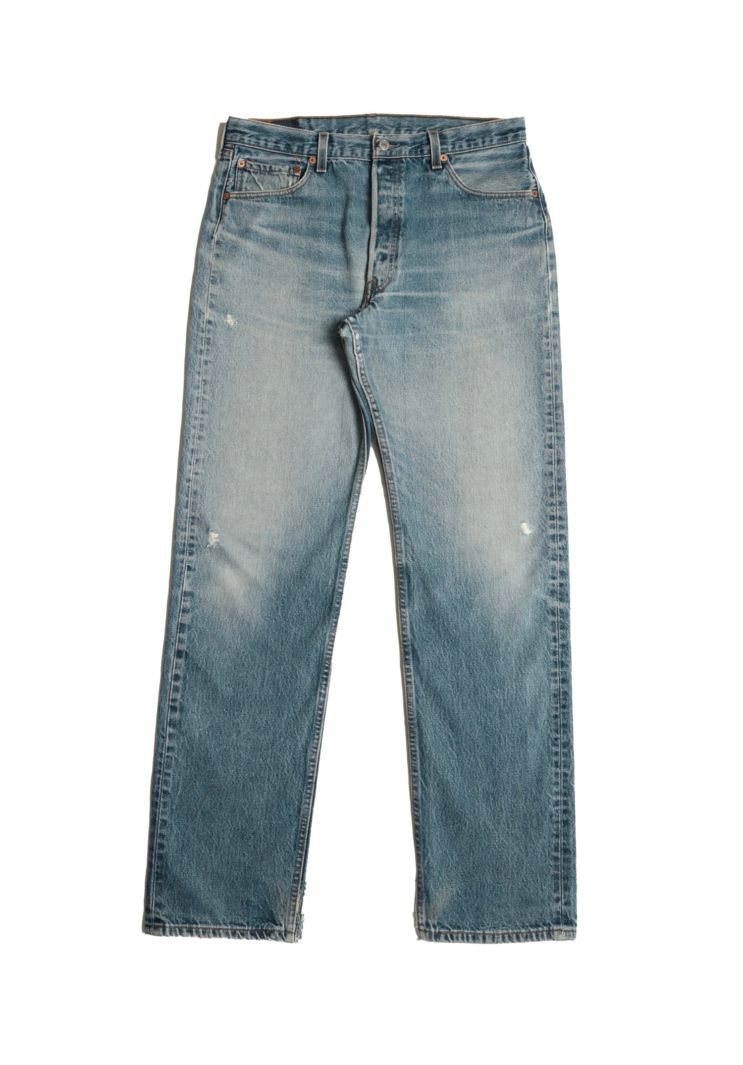 Vintage Levi’s • 33 mens / 31 wmns