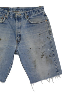 Vintage Levi’s Shorts • 33 mens / 31 wmns