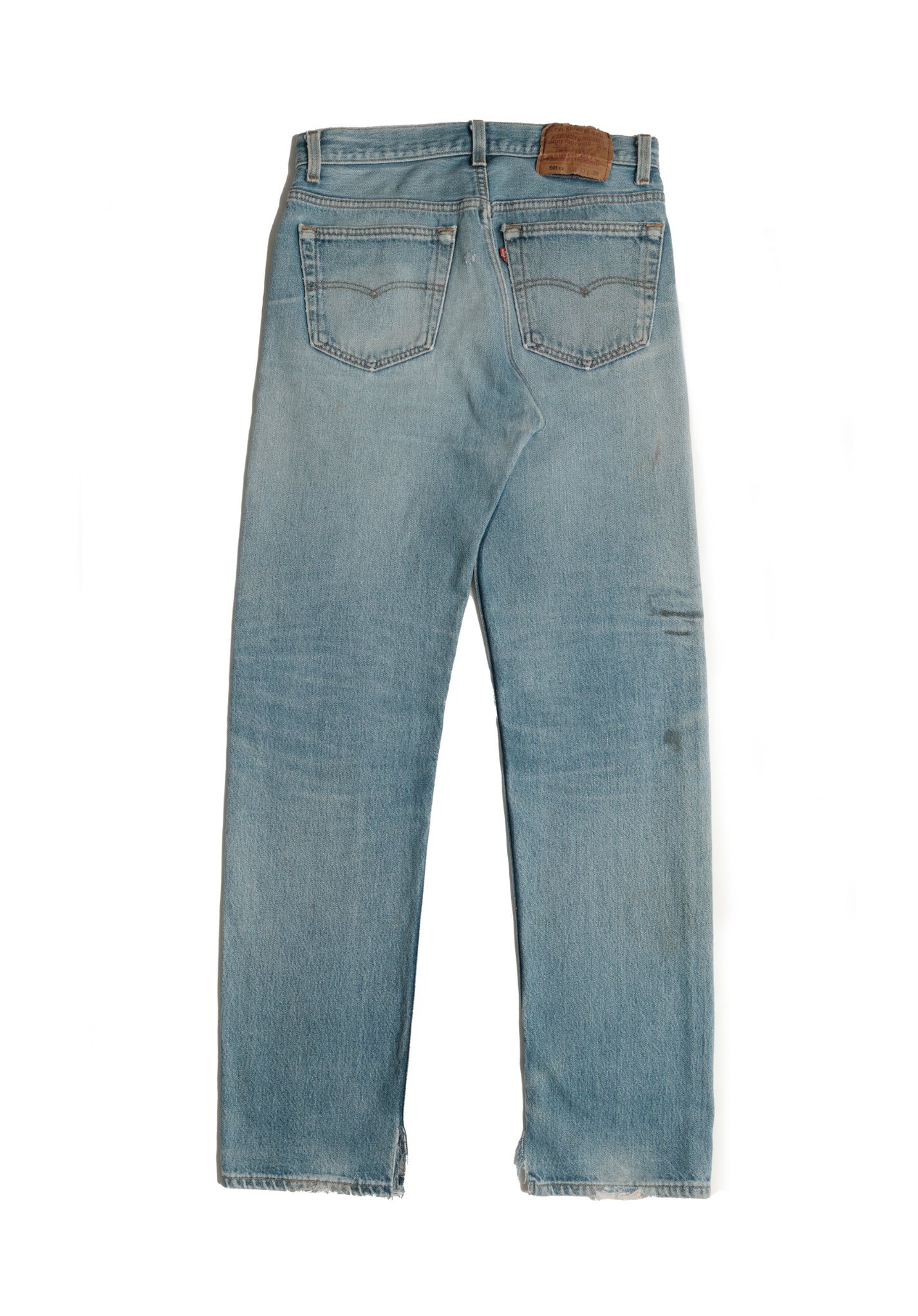 Vintage Levi’s • 30 mens / 28 wmns