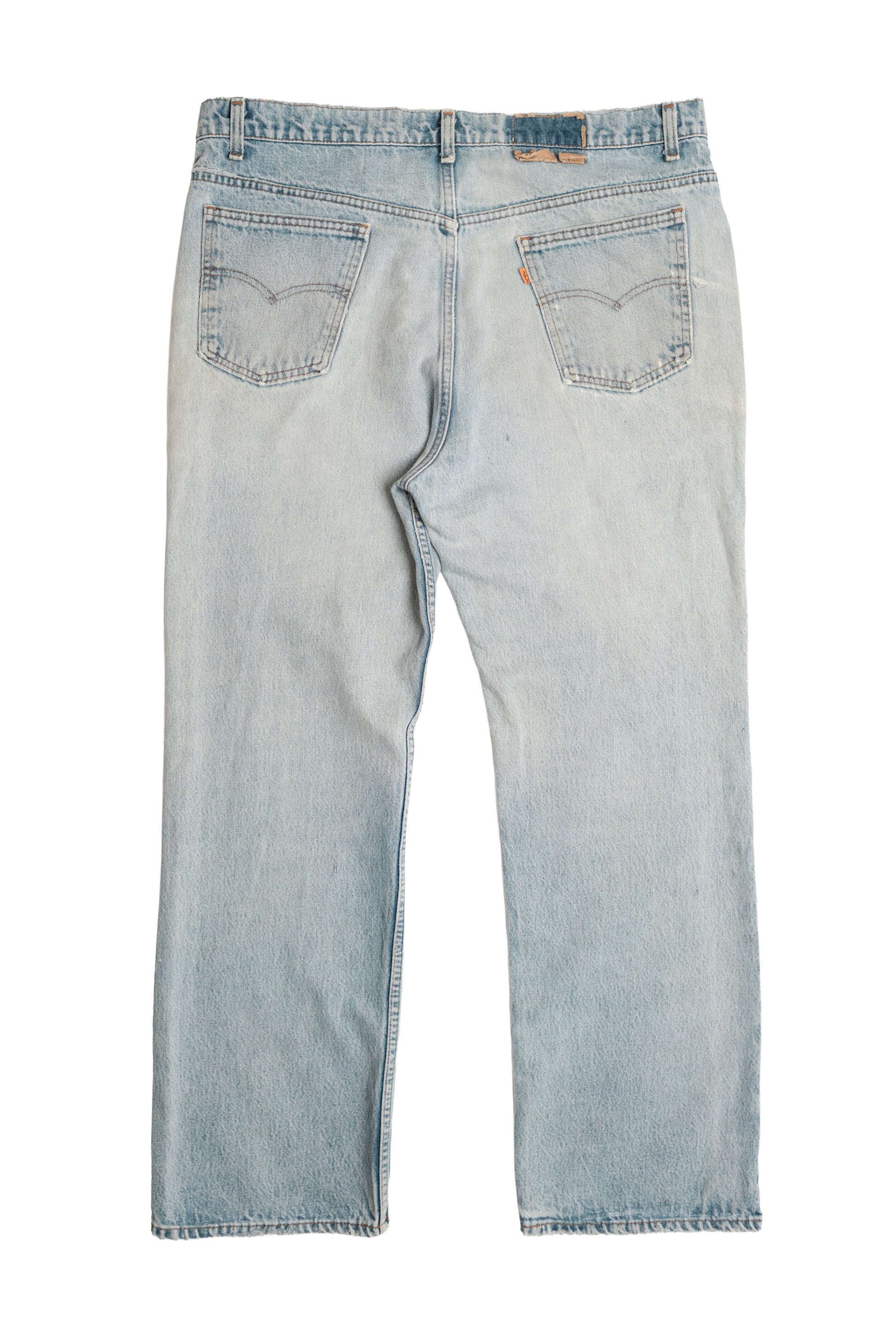 Vintage Levi’s • 38 mens / 36 wmns