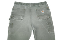 Vintage Carhartt Jeans • 34 mens / 32 wmns