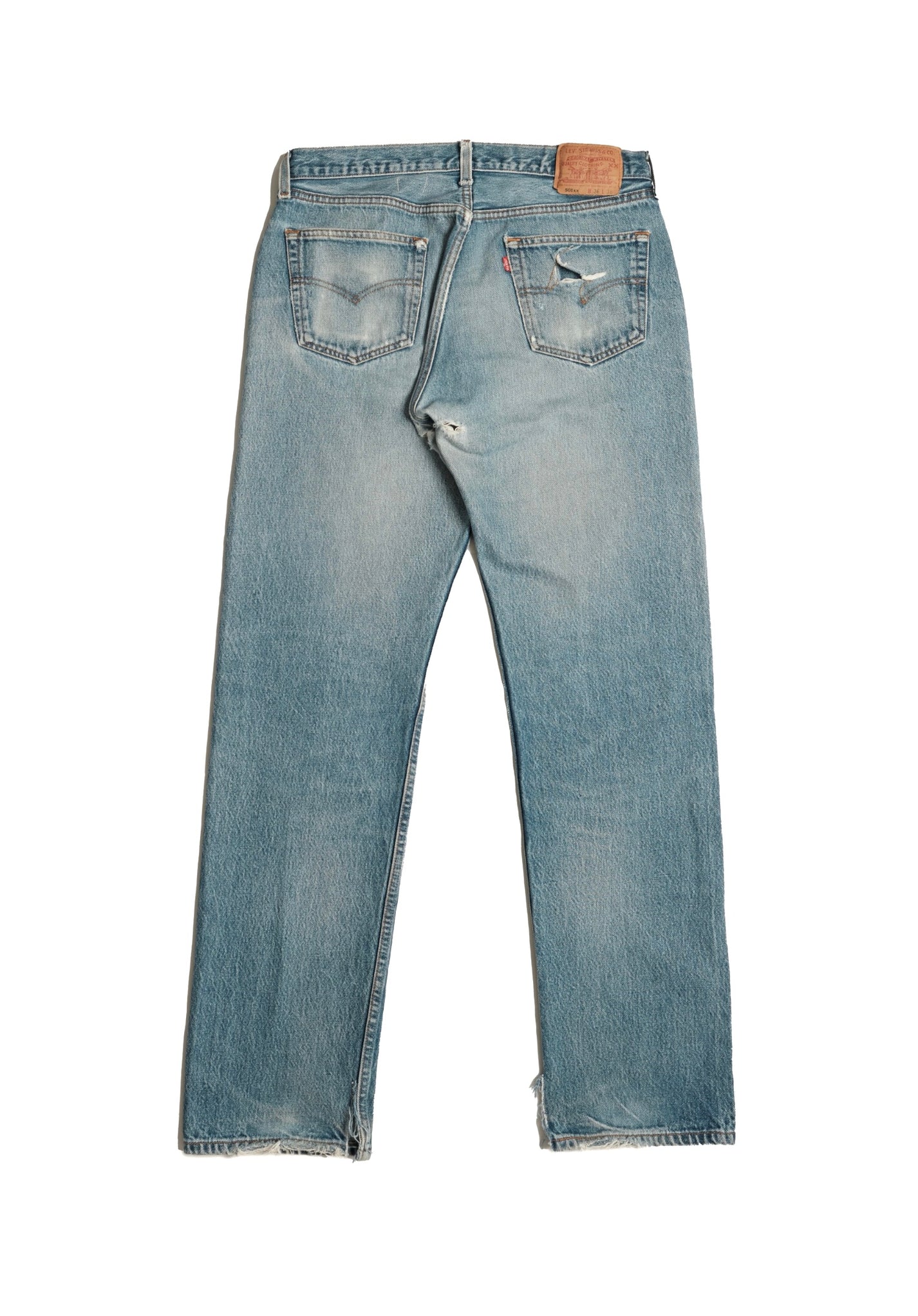 Vintage Levi’s • 33 mens / 31 wmns