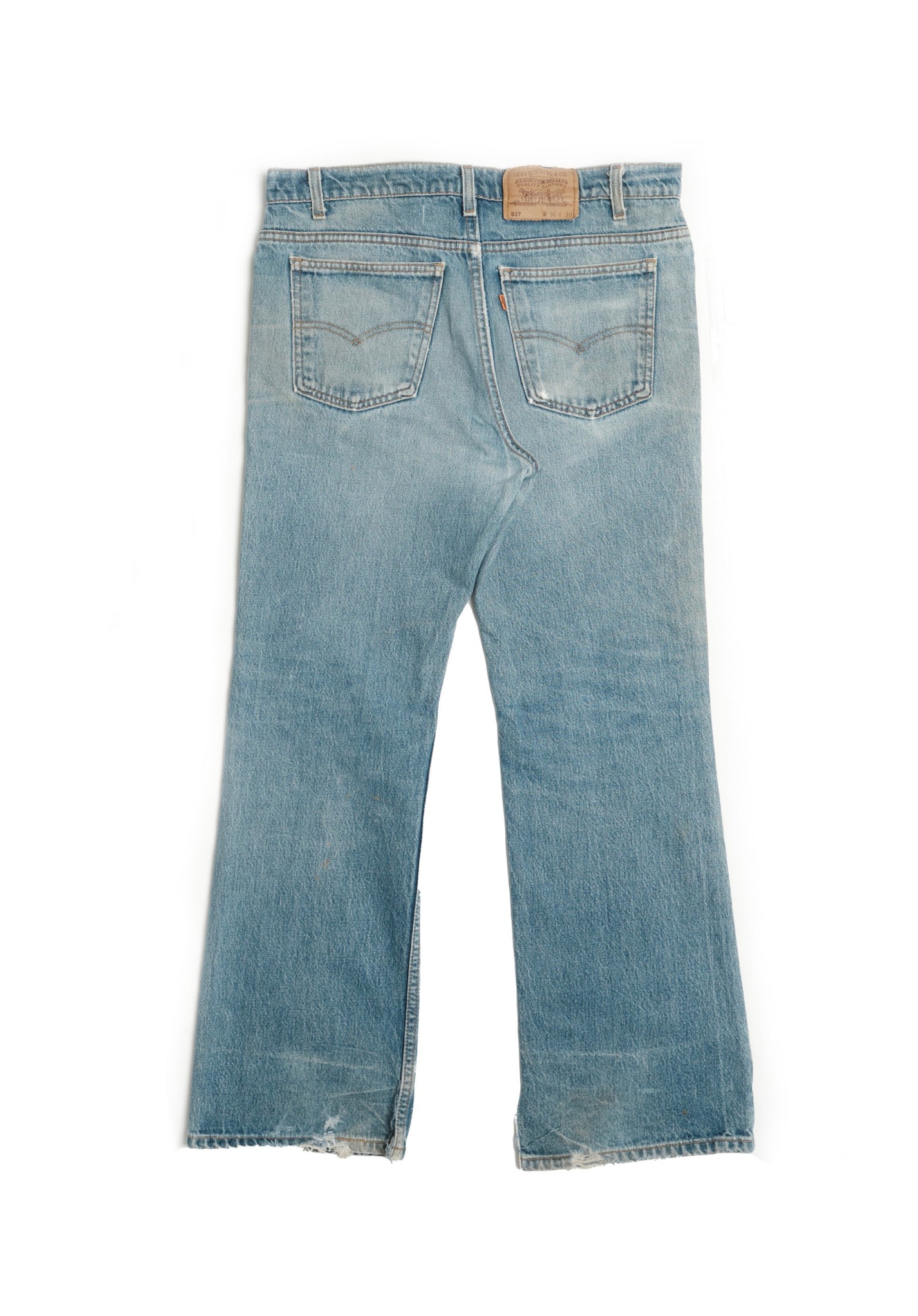 Vintage Levi’s • 33 mens / 31 wmns