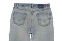 Vintage Levi’s • 34 mens / 32 wmns