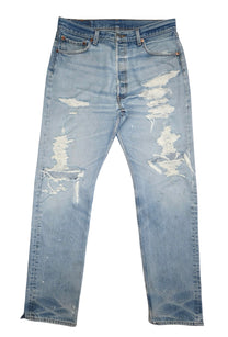 Vintage Levi’s • 31 mens / 29 wmns