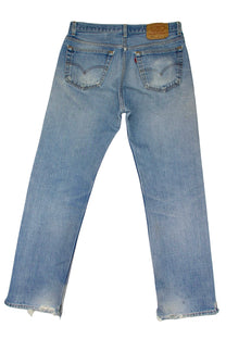 Vintage Levi’s • 31 mens / 29 wmns