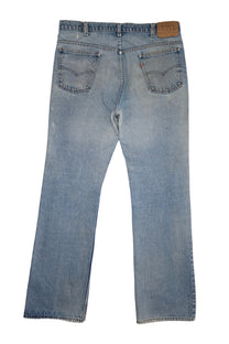 Vintage Levi’s • 34 mens / 32 wmns