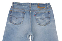 Vintage Levi’s • 32 mens / 30 wmns
