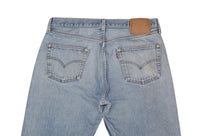 Vintage Levi’s • 34 mens / 32 wmns