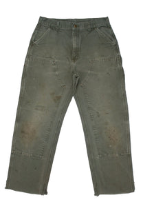 Vintage Carhartt Jeans • 33 mens / 31 wmns